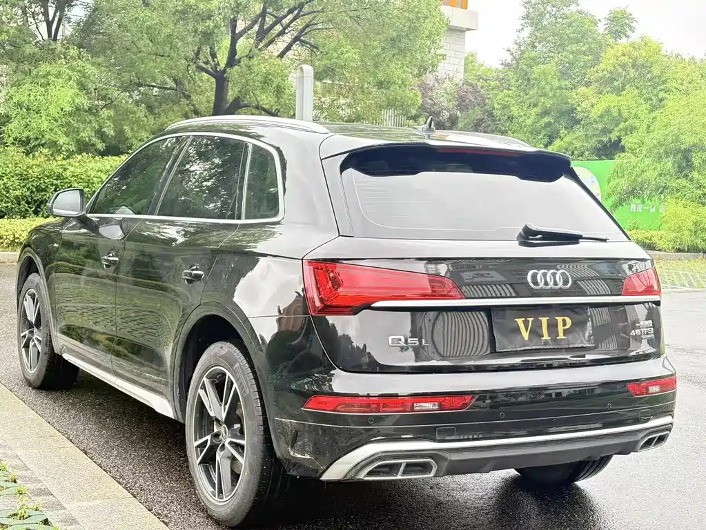 Audi Q5L 2024 40 TFSI Fashion