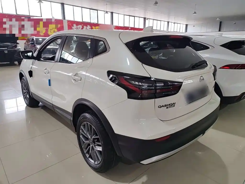 Nissan Qashqai — миниатюра 5