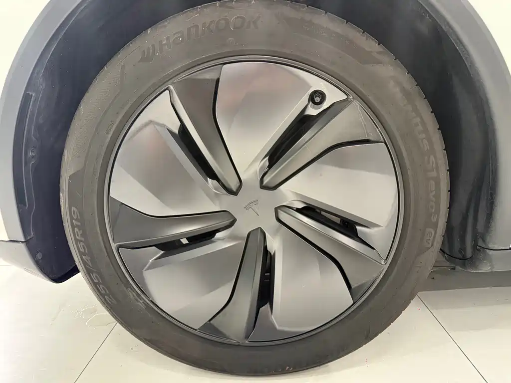 Tesla Model Y — фотографии объявления, Фото 20