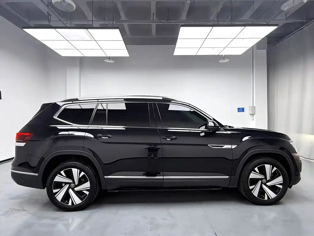 Volkswagen Teramont — миниатюра 4