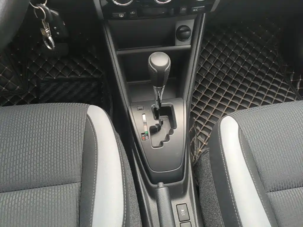 Toyota Yaris L — миниатюра 14
