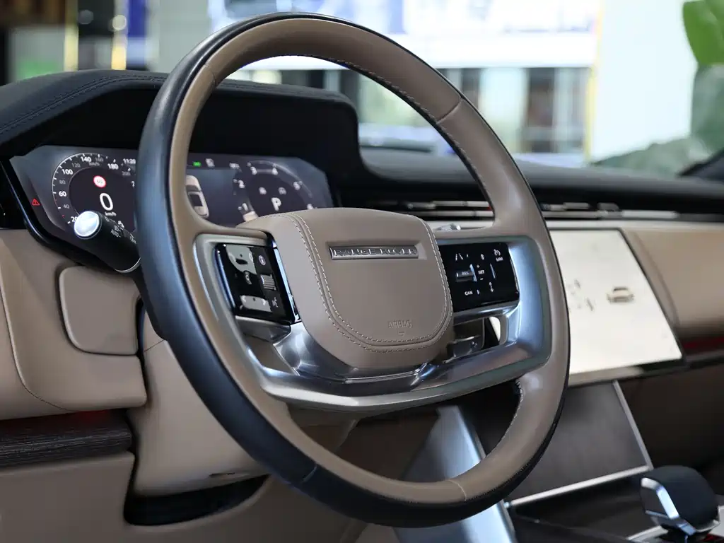 Land Rover Range Rover — миниатюра 10