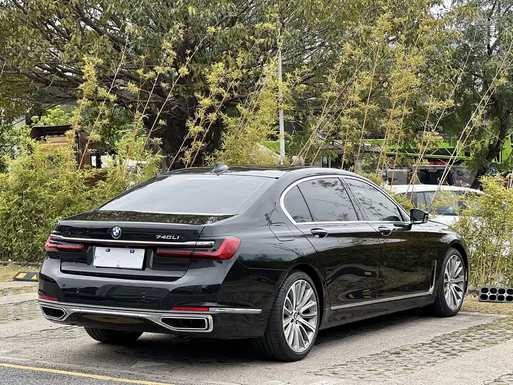 BMW 7 Series 7 2019 740Li Lead Luxury