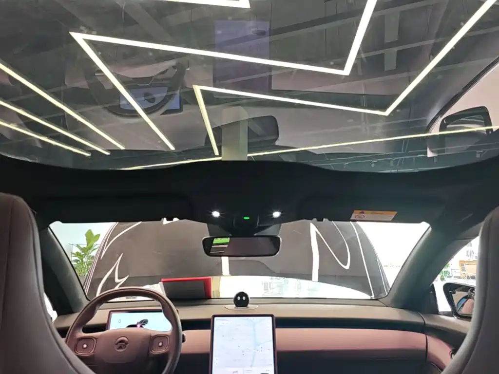 NIO ET5T — миниатюра 18