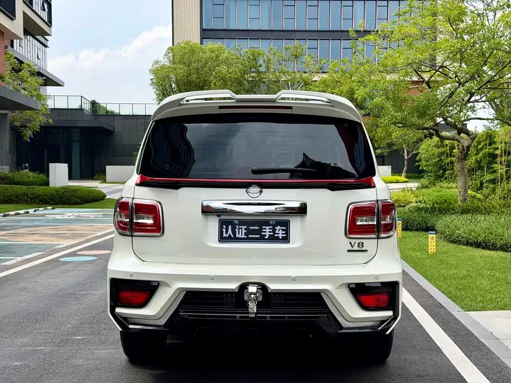 Nissan Patrol 2017 5.6L