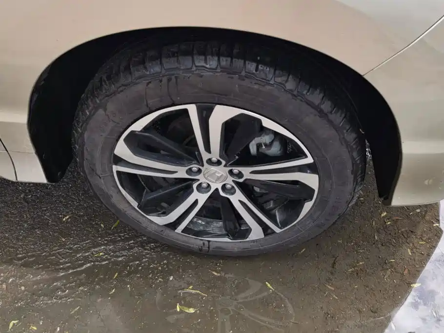 Honda UR-V 2017 370TURBO Premium V