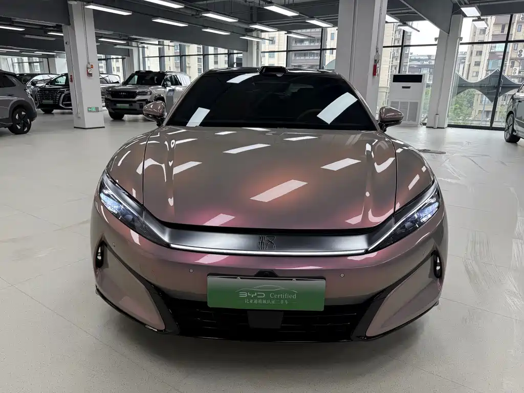 BYD Han L — миниатюра 2