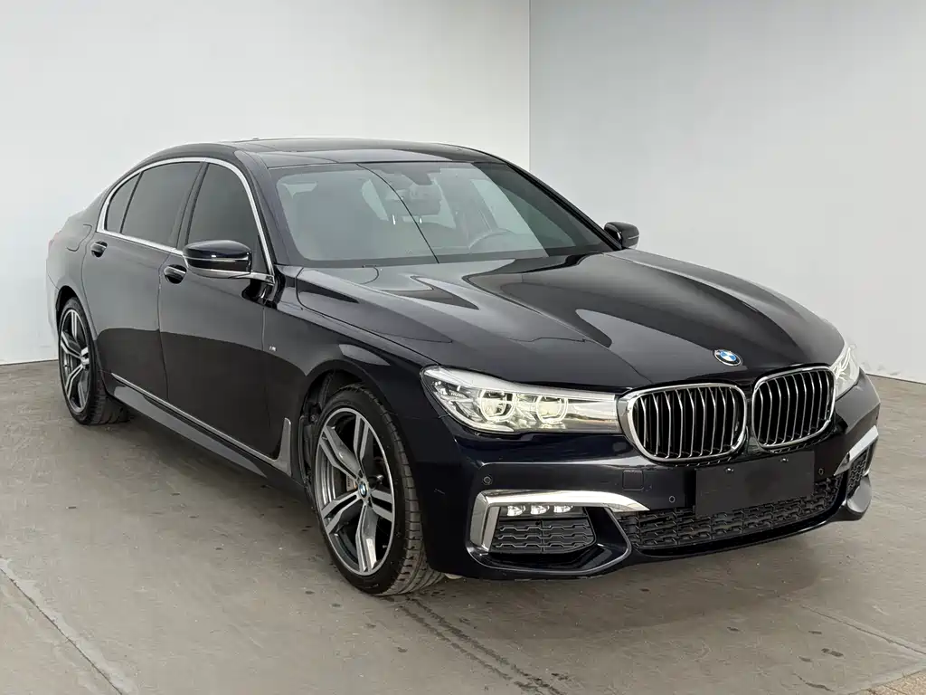 BMW 7 Series — миниатюра 3
