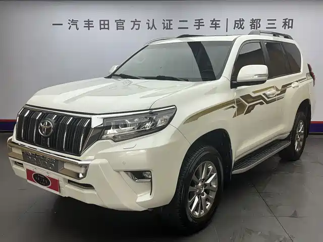2018 Toyota Land Cruiser Prado