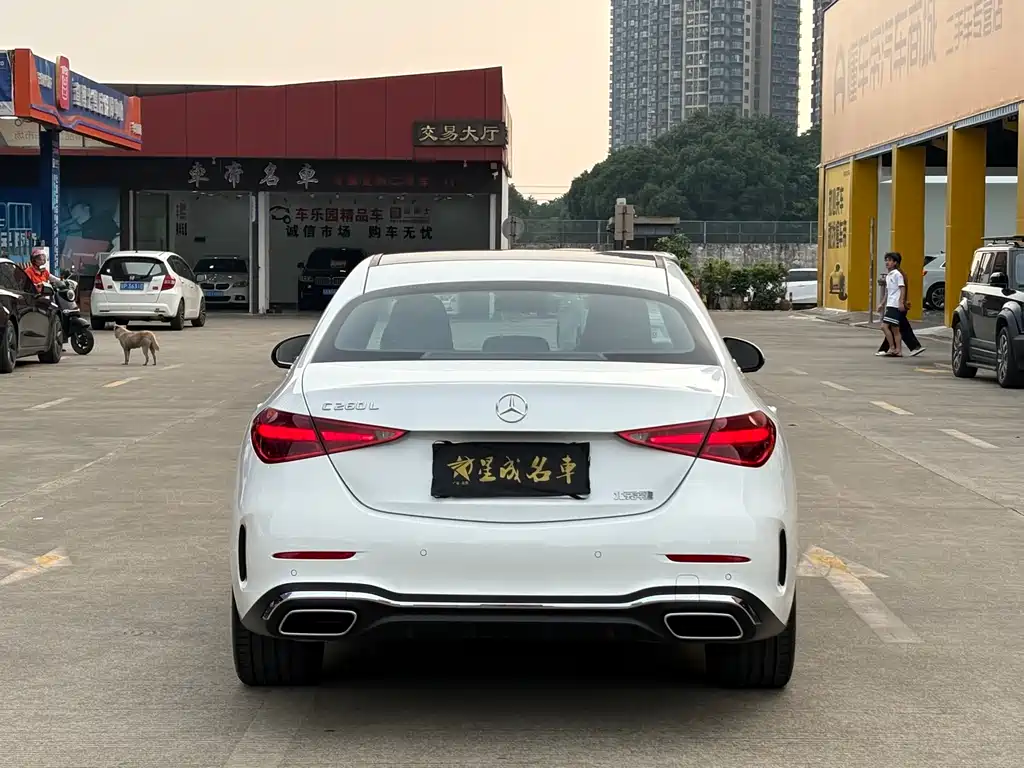 Mercedes-Benz C-Class — миниатюра 18