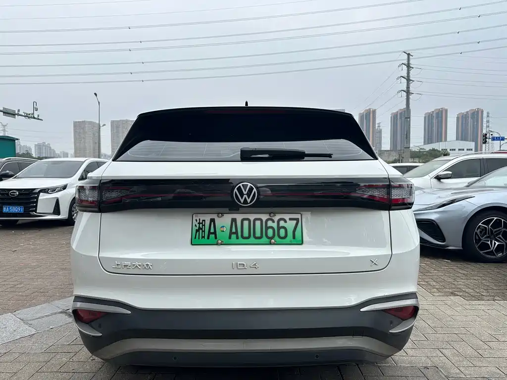 Volkswagen ID.4 X — миниатюра 6