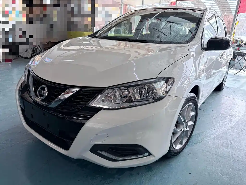 Nissan Tiida 2021