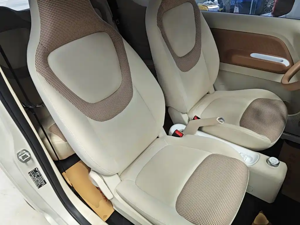 Wuling MINIEV — миниатюра 25