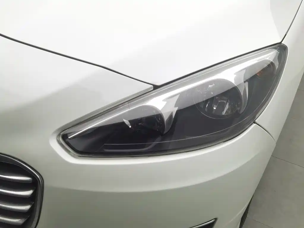 Peugeot 308 — миниатюра 7