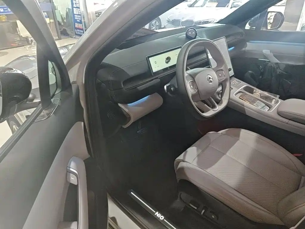 NIO EC6 — миниатюра 16