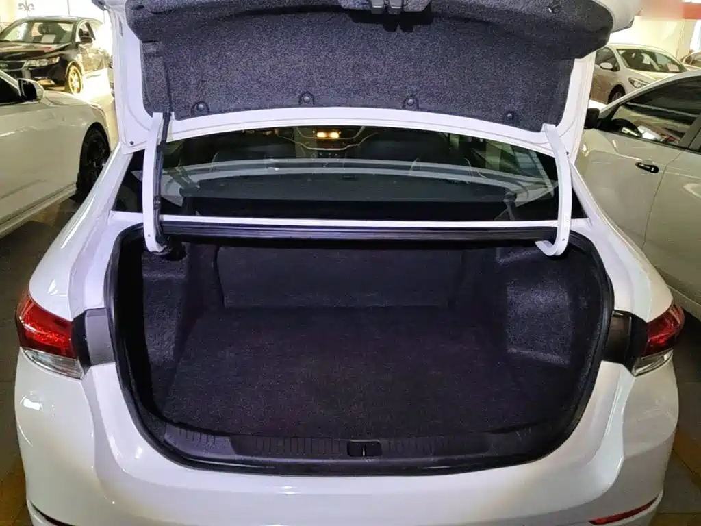 Buick Excelle — миниатюра 19