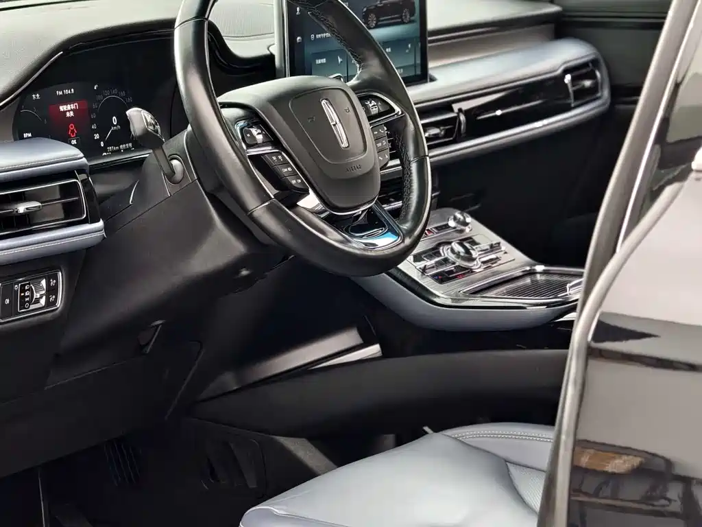 Lincoln Nautilus 2021 2.0T Premium
