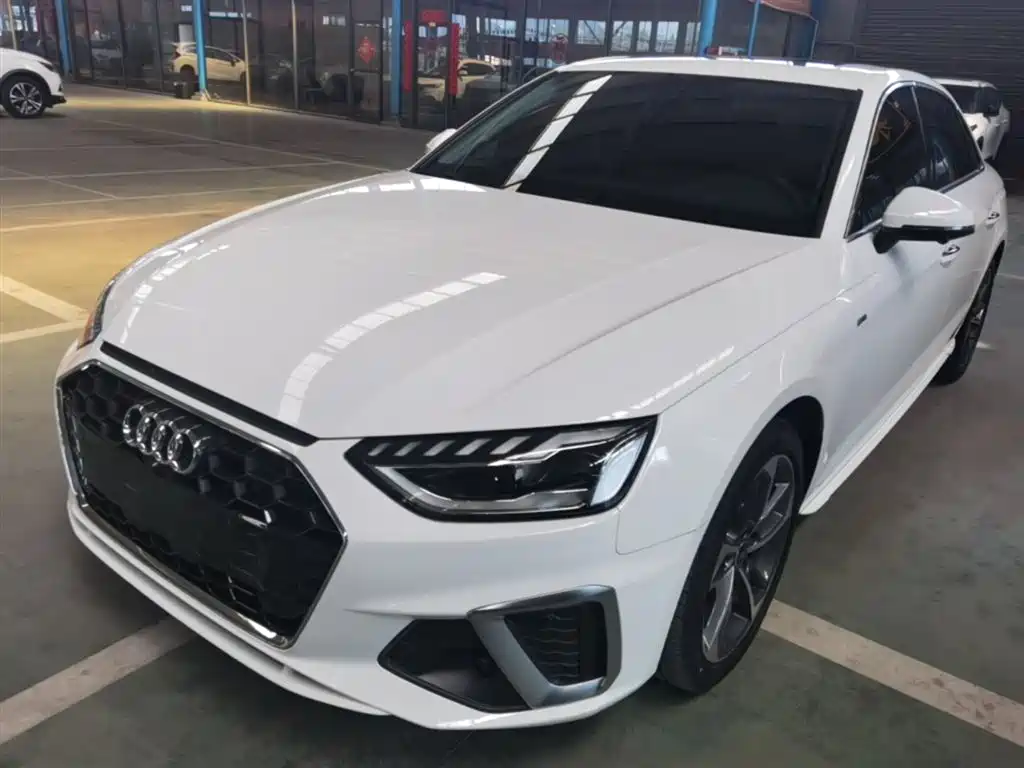 Audi A4L 2023