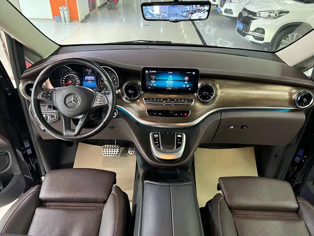 Mercedes-Benz V-Class — миниатюра 5