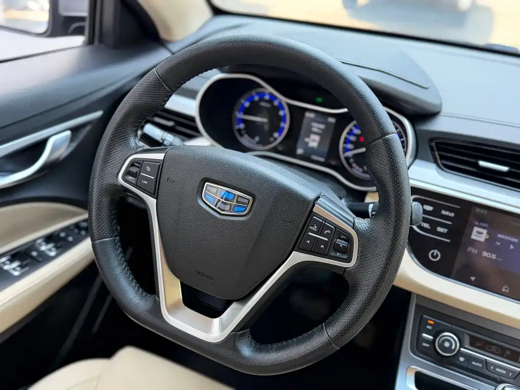 Geely Emgrand — миниатюра 12
