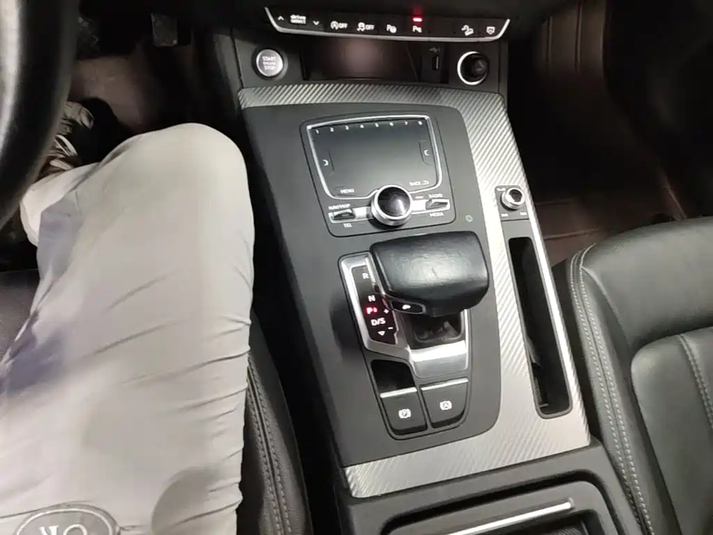 Audi Q5L — миниатюра 14