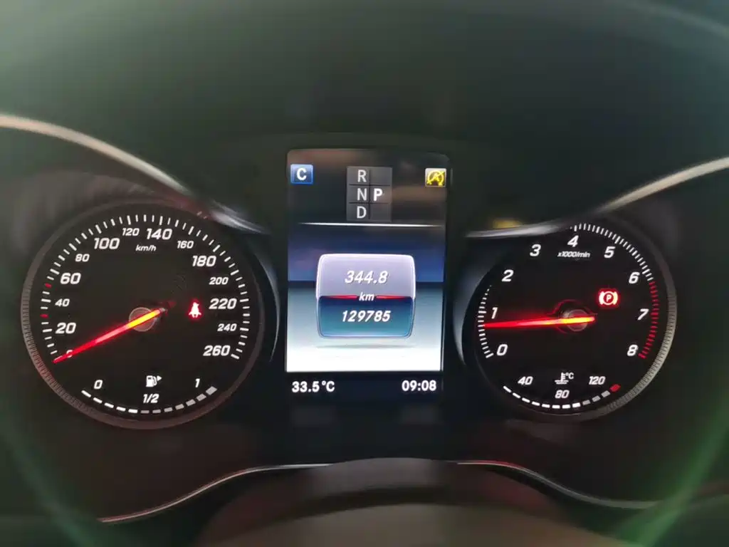 Mercedes-Benz GLC — миниатюра 12