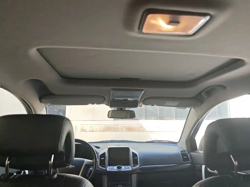 Chevrolet Captiva — миниатюра 9