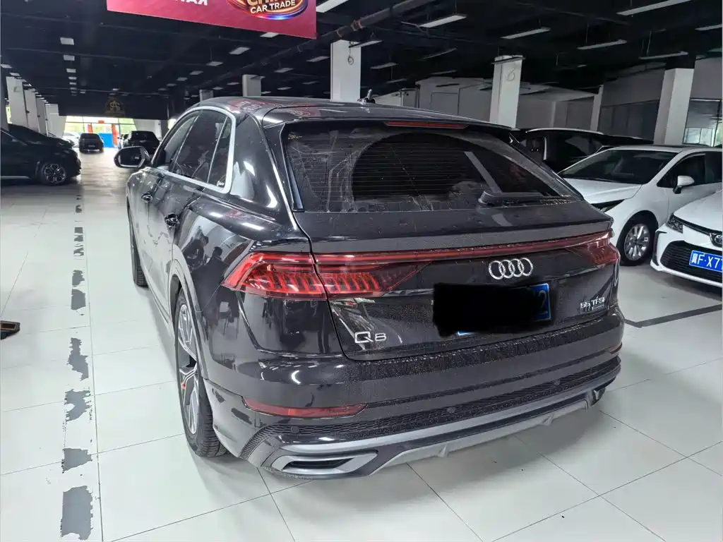 Audi Q8 — миниатюра 6