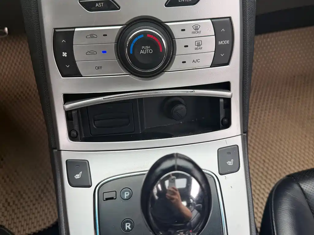 Hyundai Genesis Coupe — миниатюра 17