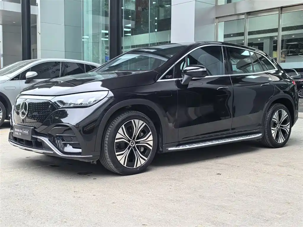 Mercedes-Benz EQE SUV 2024