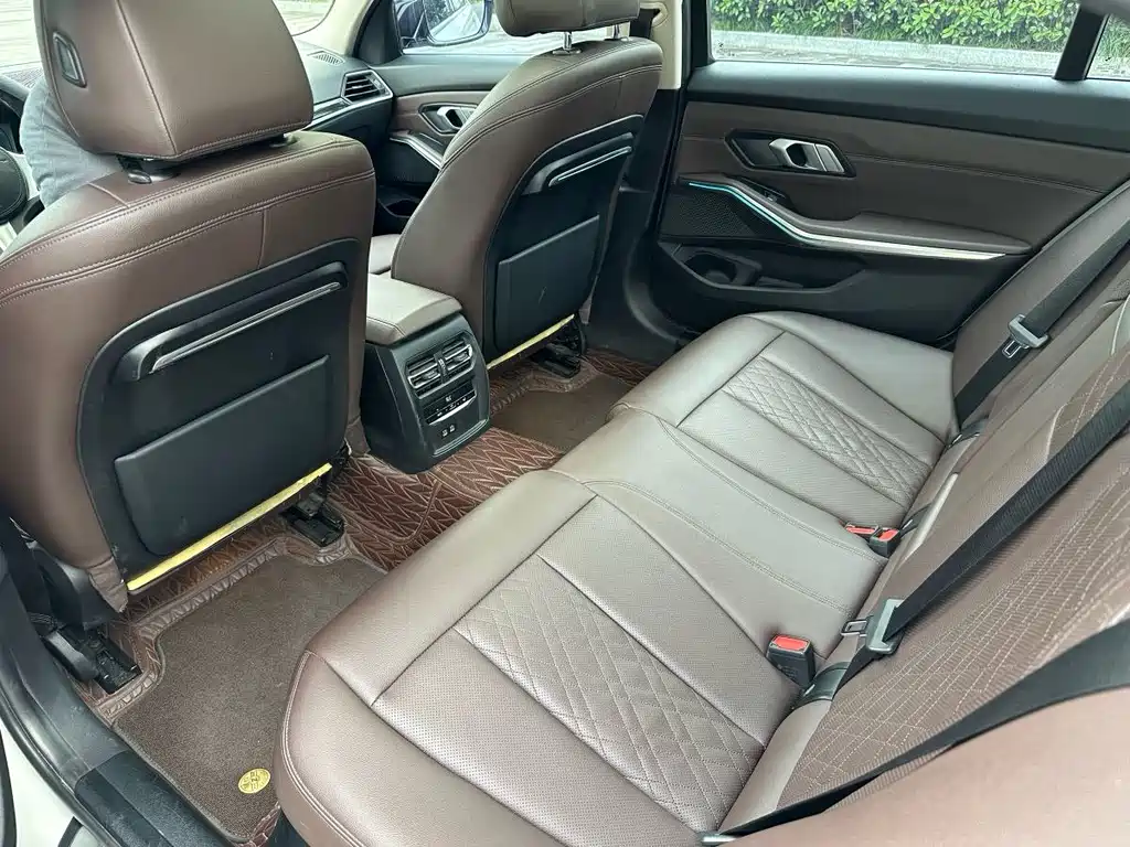 BMW 3 Series — миниатюра 5