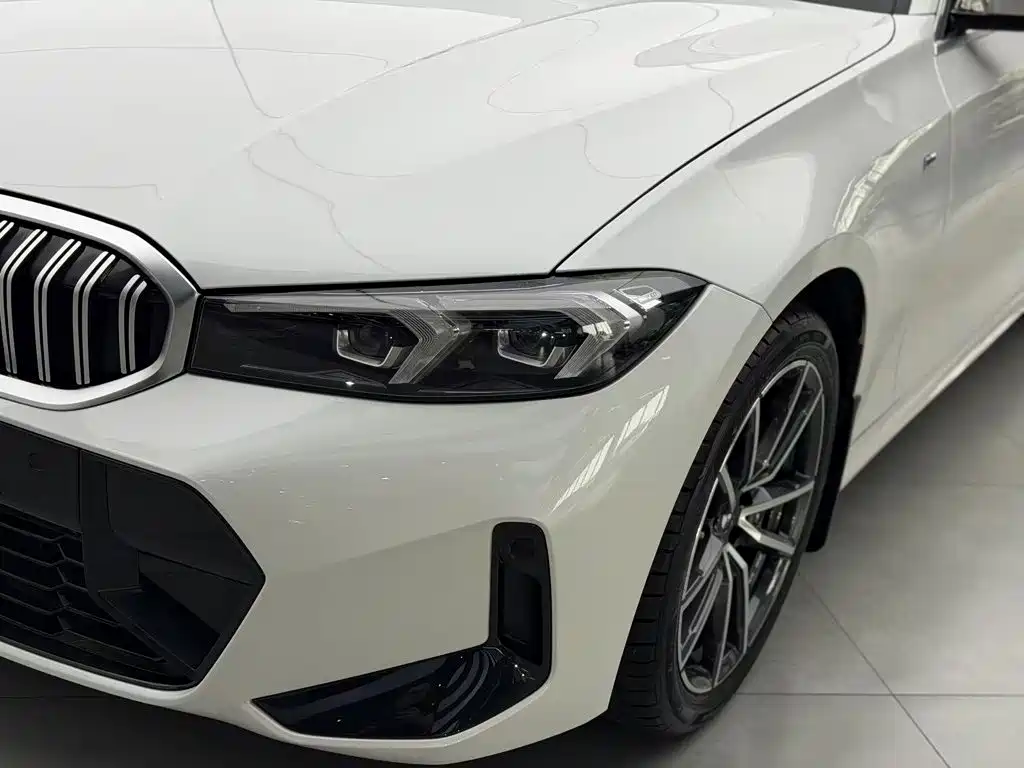 BMW 3 Series — миниатюра 12