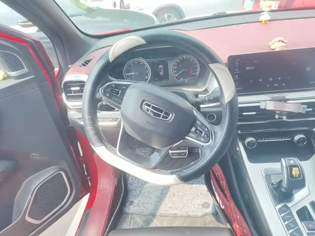 Geely Binyue — миниатюра 11