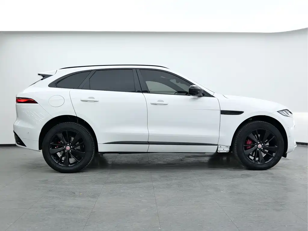 JAGUAR F PACE