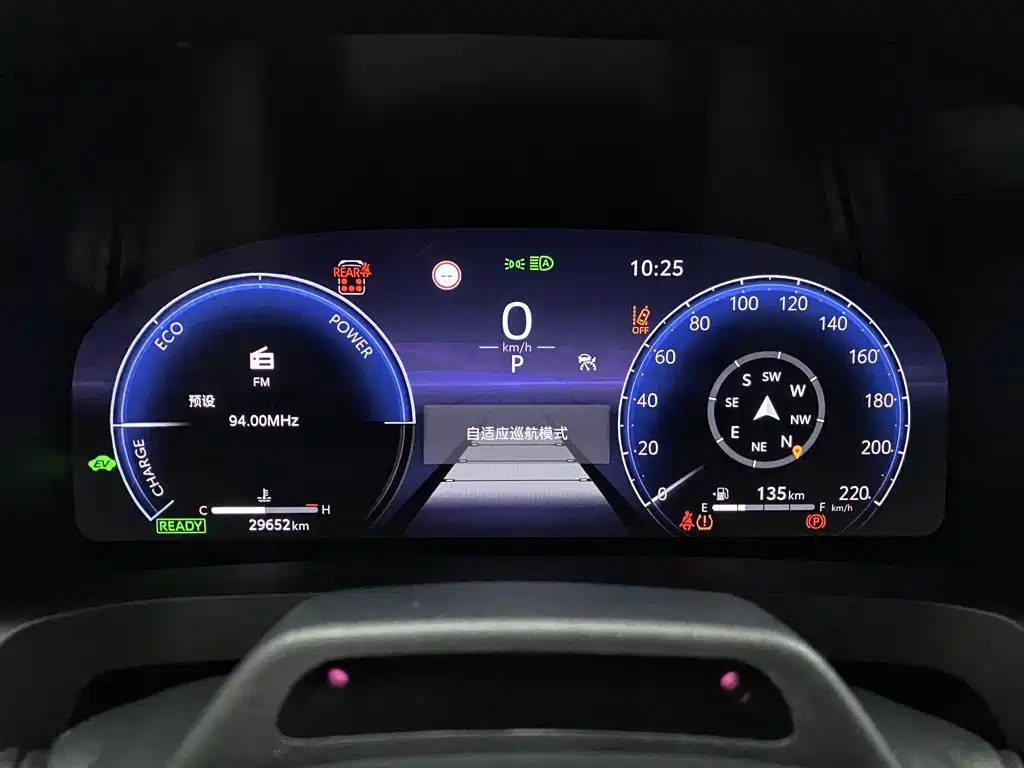 Toyota Vellfire — миниатюра 18