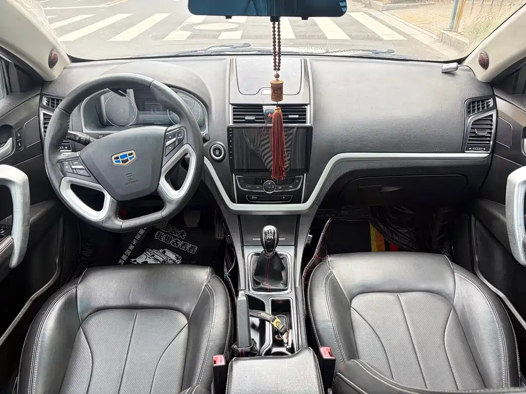 Geely Emgrand — миниатюра 11