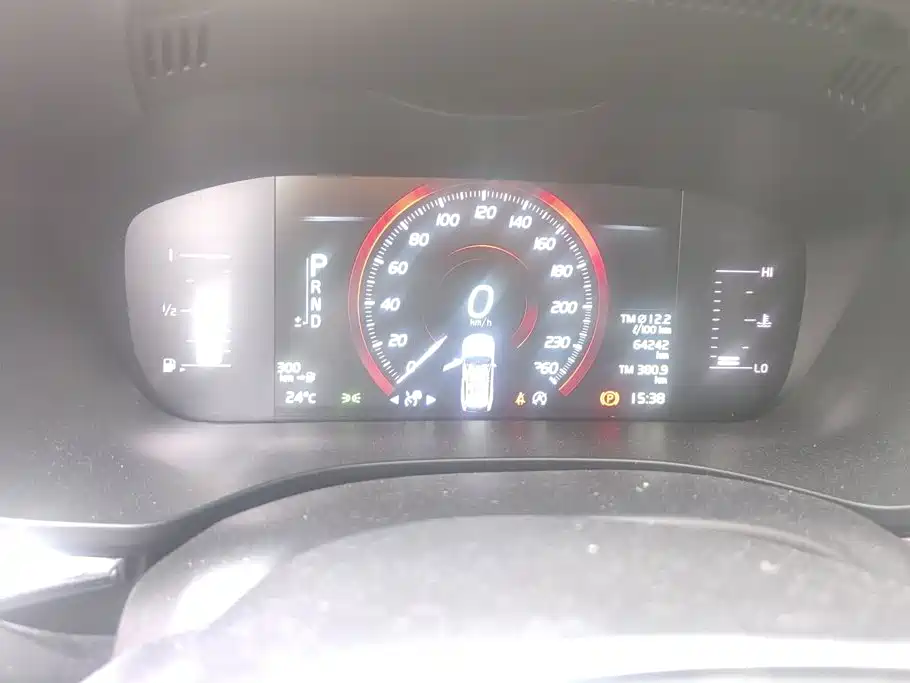 Volvo XC60 — миниатюра 14