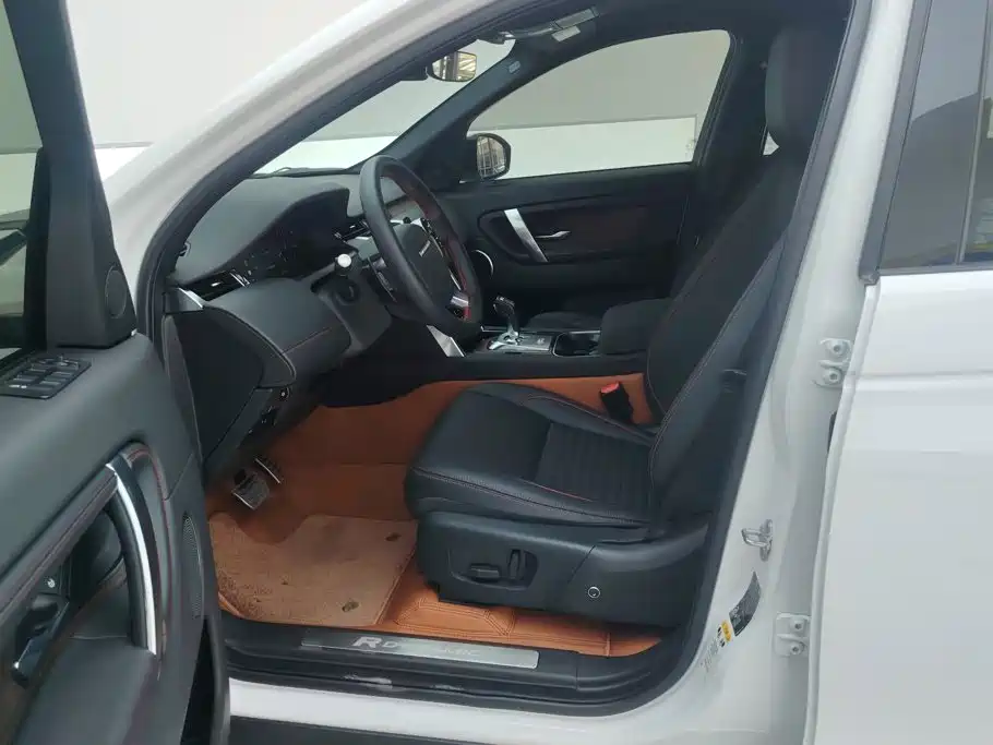Land Rover Discovery Sport — миниатюра 9