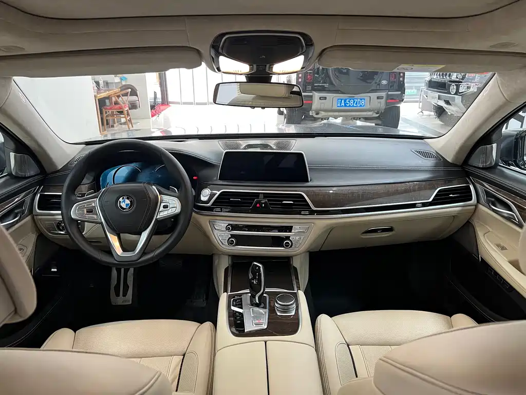 BMW 7 Series 7 2018 750Li xDrive M Sport