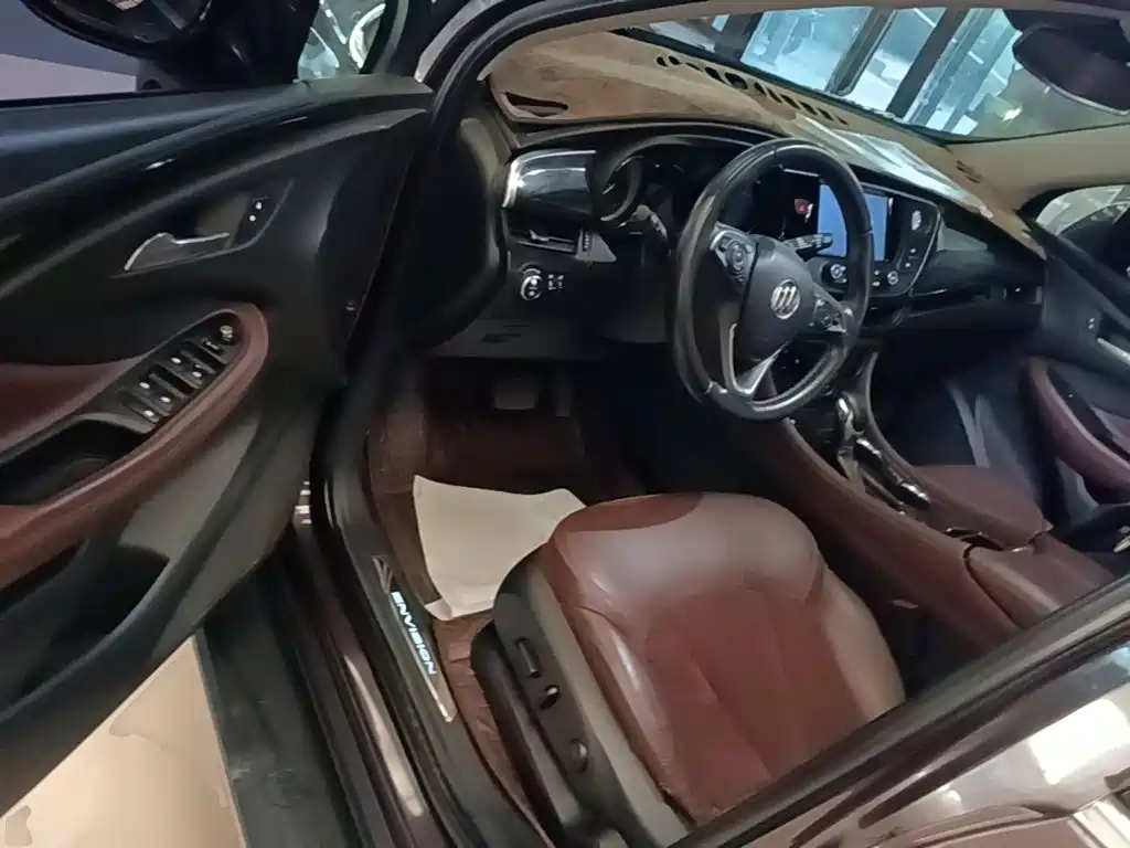 Buick Envision Plus — миниатюра 16
