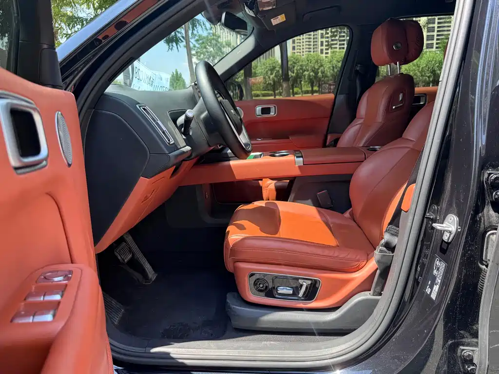 Li Auto L8 2023 Pro