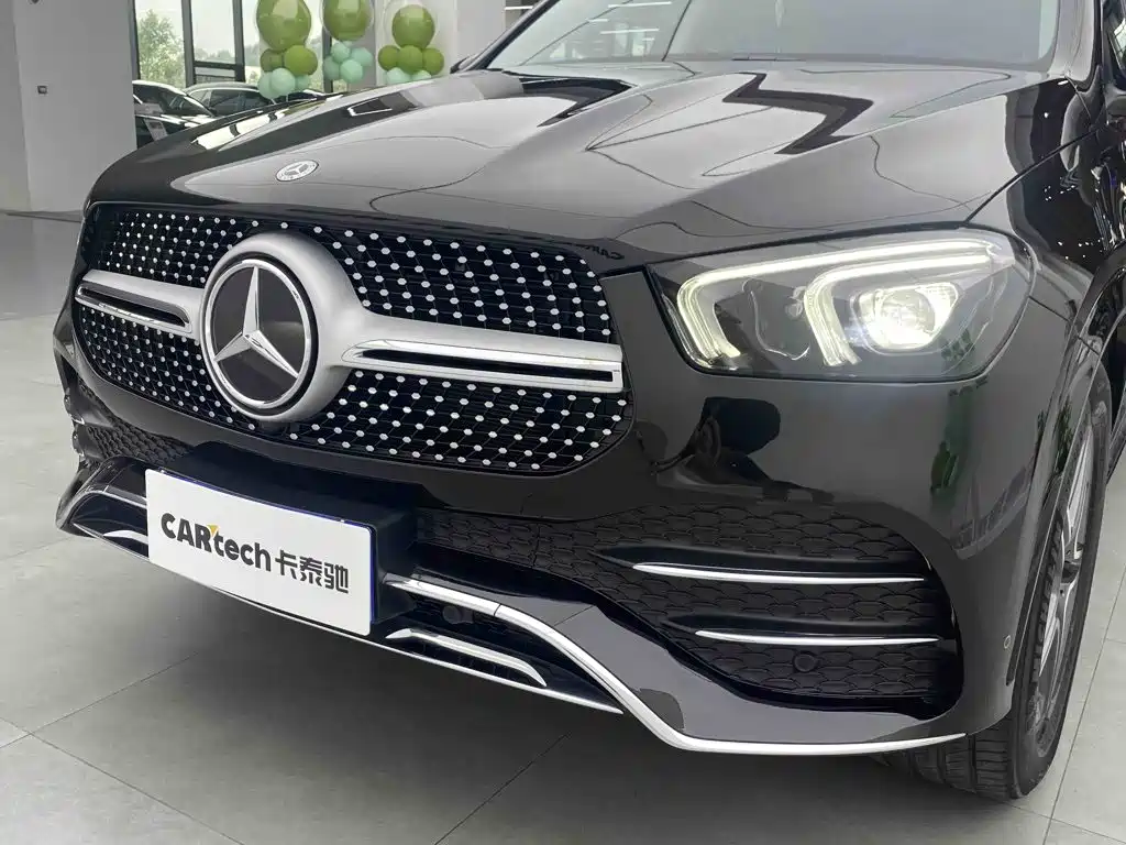 Mercedes-Benz GLE (Import) — миниатюра 10