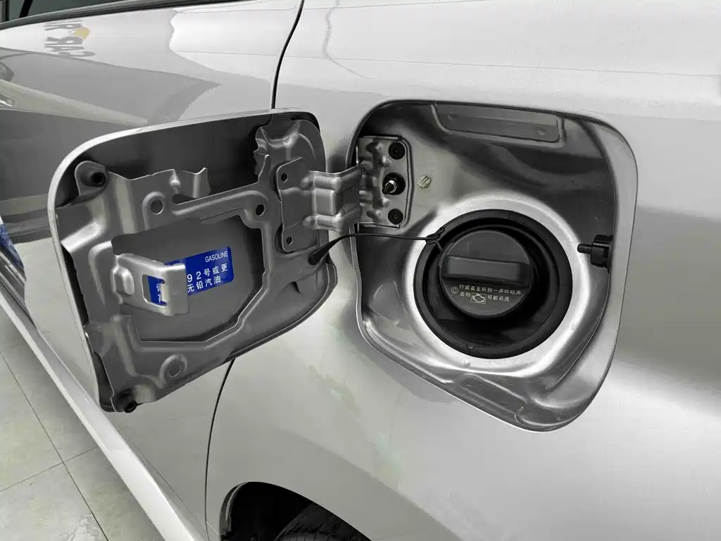 Toyota Granvia — миниатюра 13