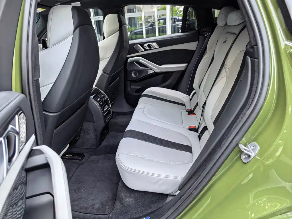 BMW X6 M — миниатюра 30