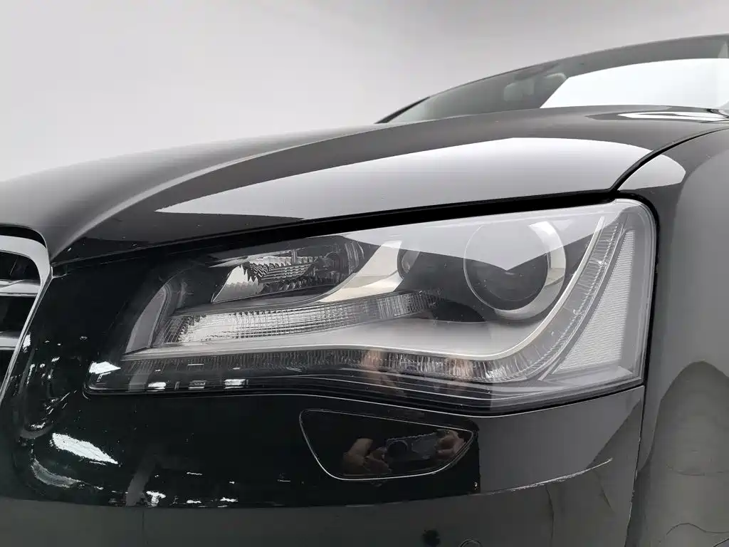 Audi A8 — миниатюра 7