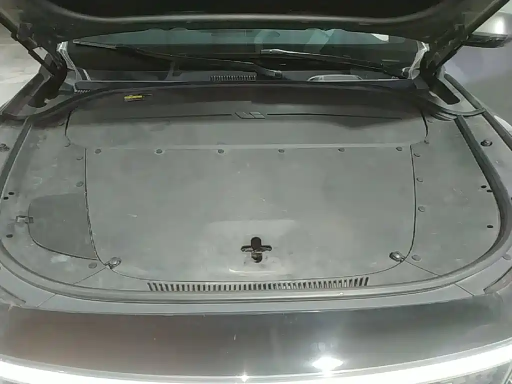Li Auto Li ONE — миниатюра 20