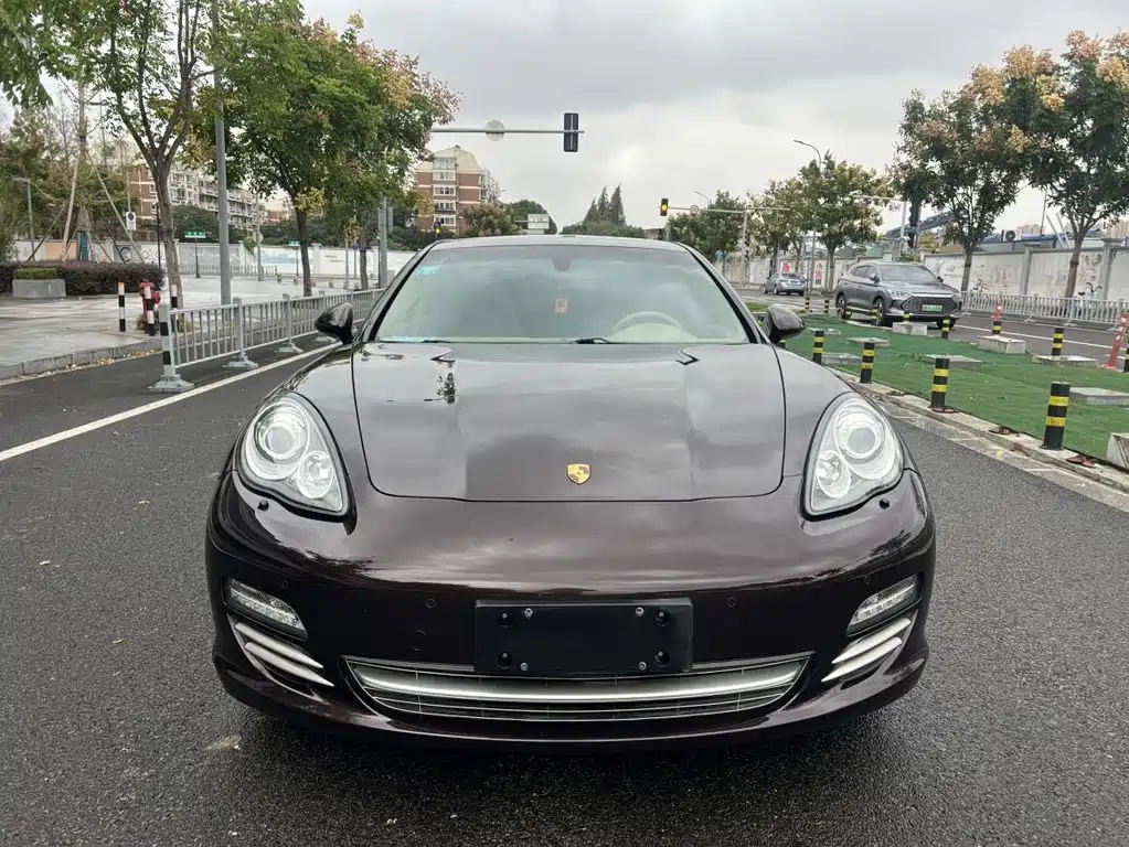 Porsche Panamera — миниатюра 2