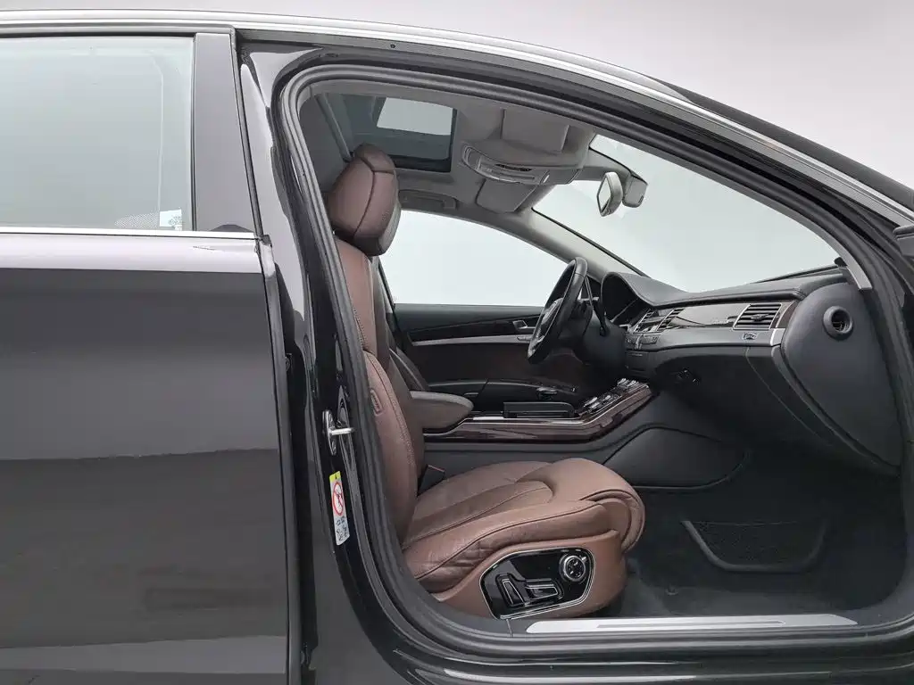 Audi A8 — миниатюра 23