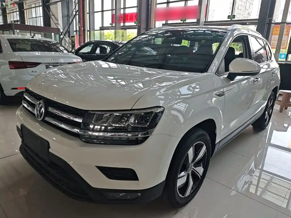 Volkswagen Tharu 2020
