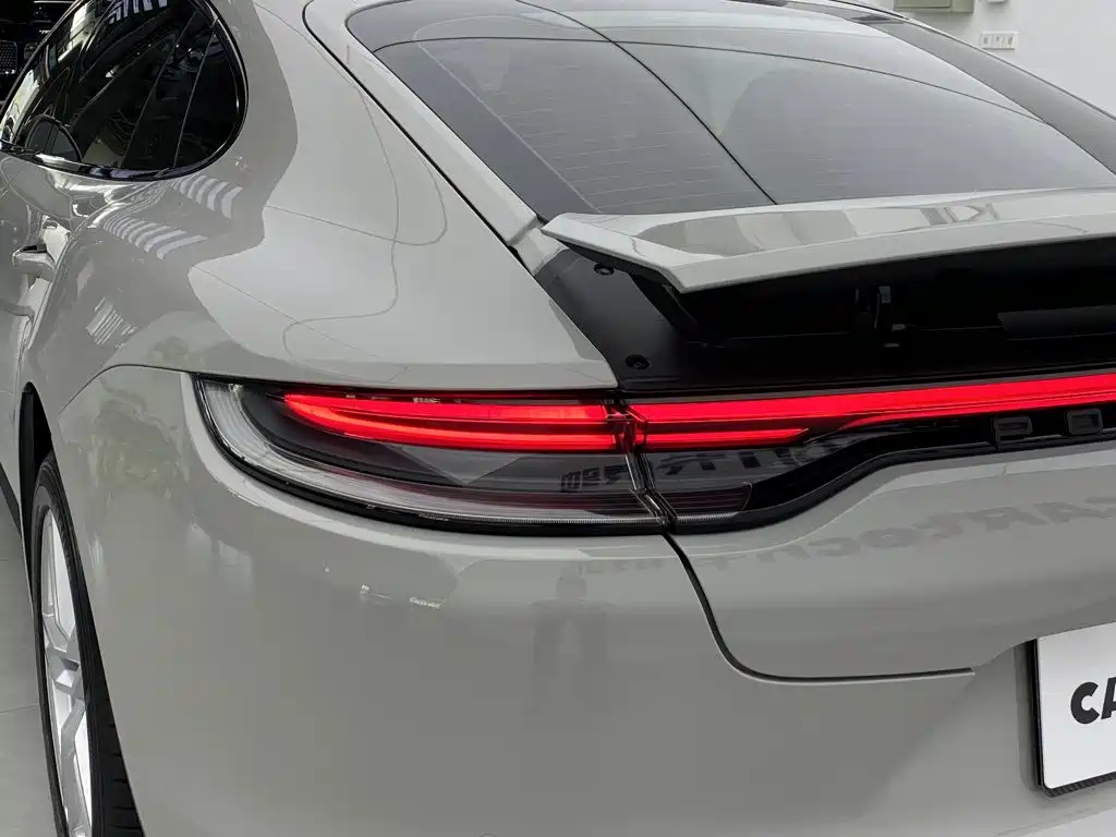 Porsche Panamera — миниатюра 7